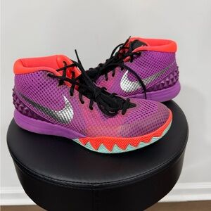 🔴 (SOLD) 2015 Nike Kyrie 1 “Easter”